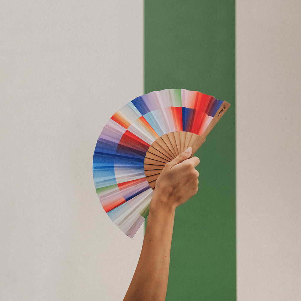 FAN - RAINBOW SPIN